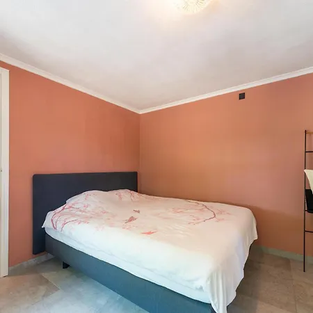 Retreat Home, Cleaning Included *