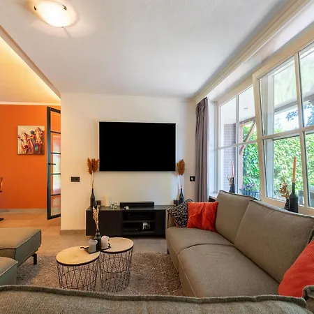 Retreat Home, Cleaning Included *